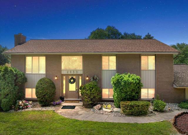Property at 2933 Bullard Rd, Hartland Township, MI 48353, 4 beds, 2.5 baths