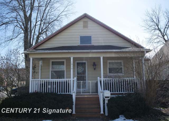 Property at 1906 10th St, Bay City, MI 48708, 2 beds, 1 bath