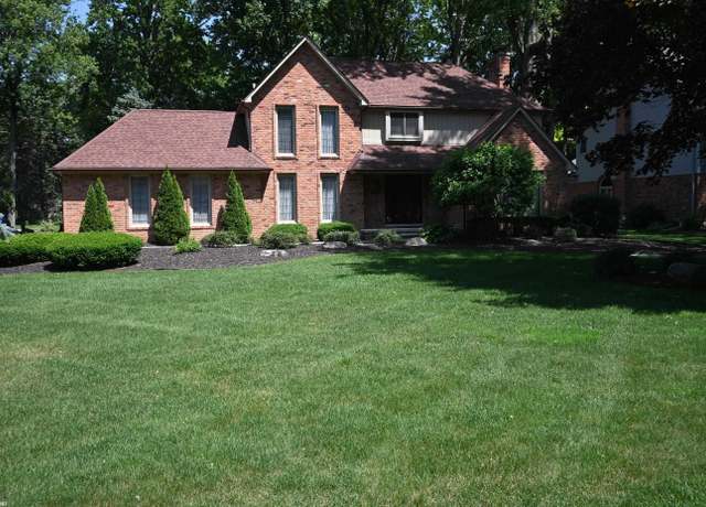 Property at 48764 Remer Ave, Shelby Twp, MI 48317, 4 beds, 2.5 baths