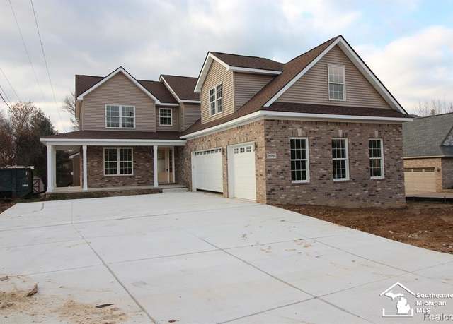 Property at 8082 Hunters Ridge Dr, Newport, MI 48166, 3 beds, 2.5 baths