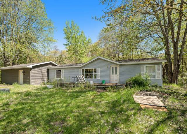 Property at 31210 42nd Ave, Paw Paw, MI 49079, 3 beds, 2 baths