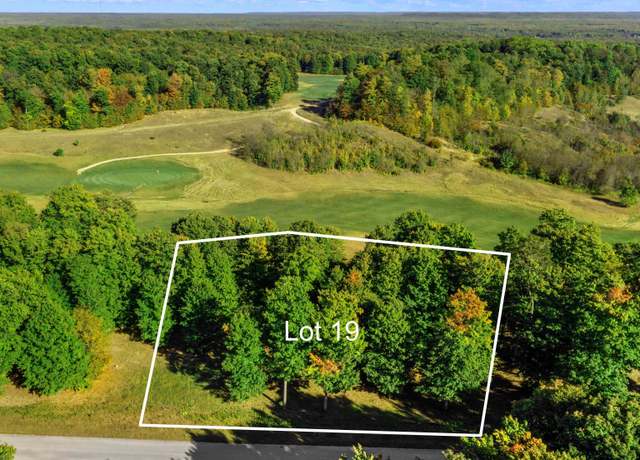 Property at 0019 Heather Ridge Trl, Beulah, MI 49617
