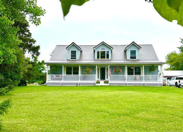 Property at 3873 Dexter Trl, Stockbridge, MI 49285, 3 beds, 2.5 baths