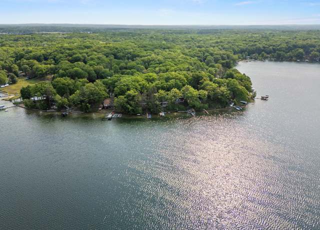 Property at 10481 Midshore Dr, Mecosta, MI 49332, 3 beds, 3 baths