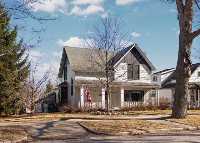 Property at 863 Washington St, Traverse City, MI 49686, 4 beds, 2 baths