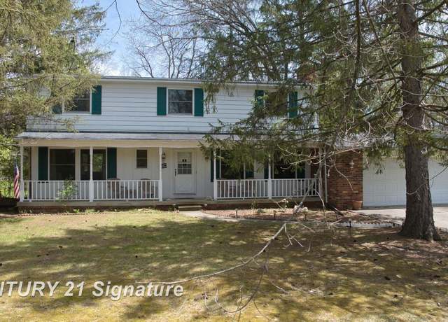 Property at 5028 Sioux Ct, Flushing, MI 48433, 4 beds, 2.5 baths