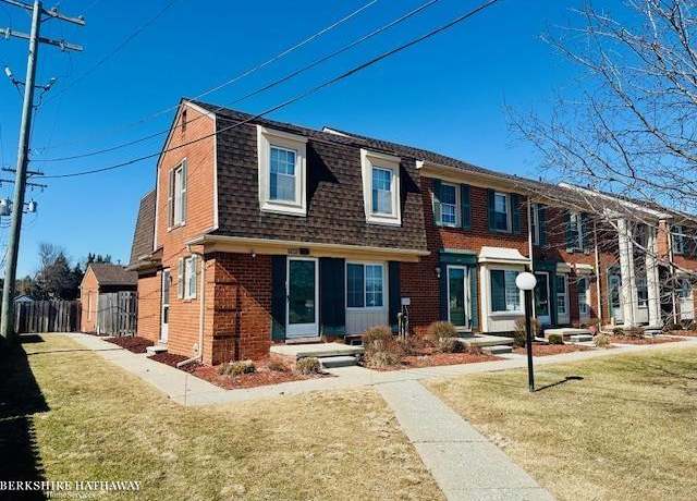Property at 31017 Hoover Rd, Warren, MI 48093, 2 beds, 1.5 baths