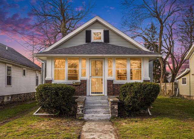 Property at 11 Edgemont St, Battle Creek, MI 49017, 2 beds, 1 bath