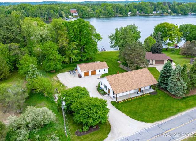 Property at 1200 Iroquois Trl, Hastings, MI 49058, 4 beds, 2 baths