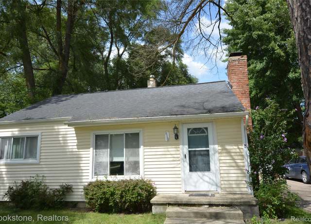Property at 419 E Glass Rd, Brandon Charter Township, MI 48462, 3 beds, 1 bath