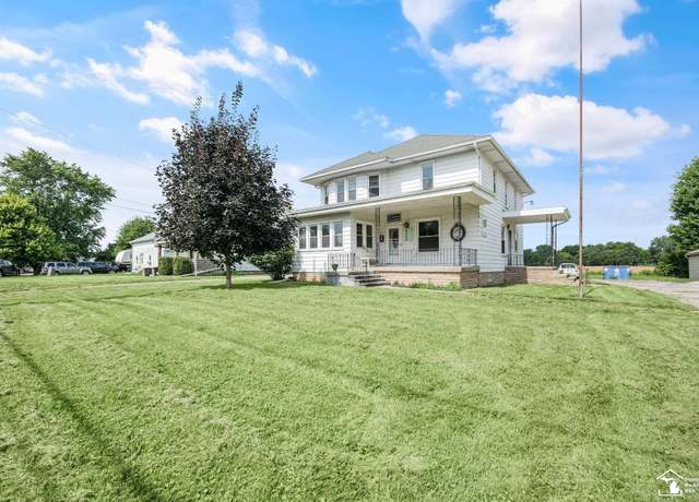 Property at 9735 S Dixie Hwy, Erie, MI 48133, 5 beds, 2 baths