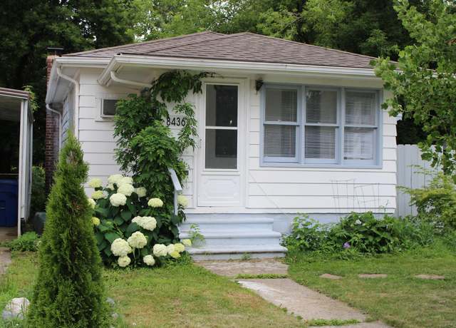Property at 8436 Lozier Ave, Warren, MI 49089, 2 beds, 1 bath