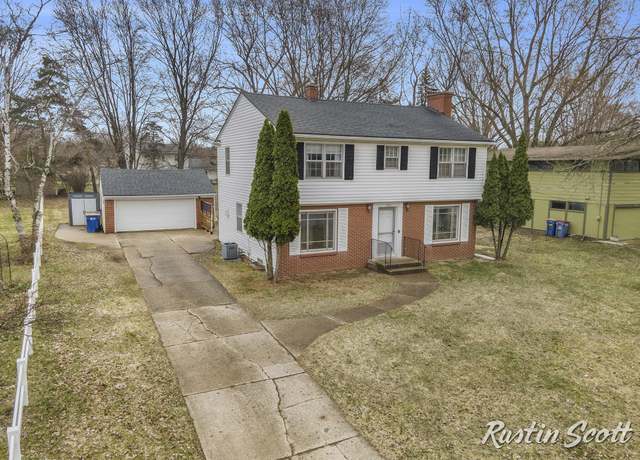 Property at 1926 Millbrook St SE, Grand Rapids, MI 49508, 4 beds, 2.5 baths