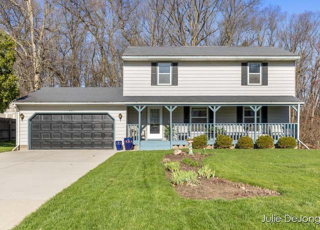 Property at 521 Adapointe Dr SE, Ada, MI 49301, 4 beds, 1.5 baths