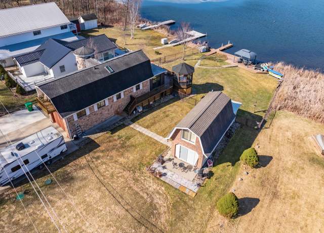 Property at 61342 Lewis Lake Rd, Vandalia, MI 49095, 3 beds, 3 baths