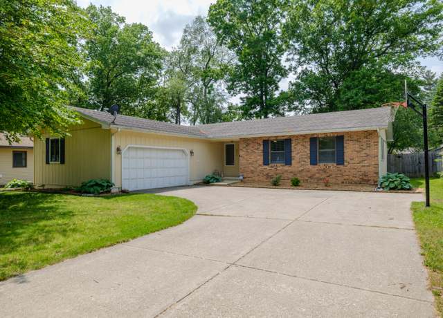 Property at 6838 Marlow St, Portage, MI 49024, 3 beds, 2.5 baths