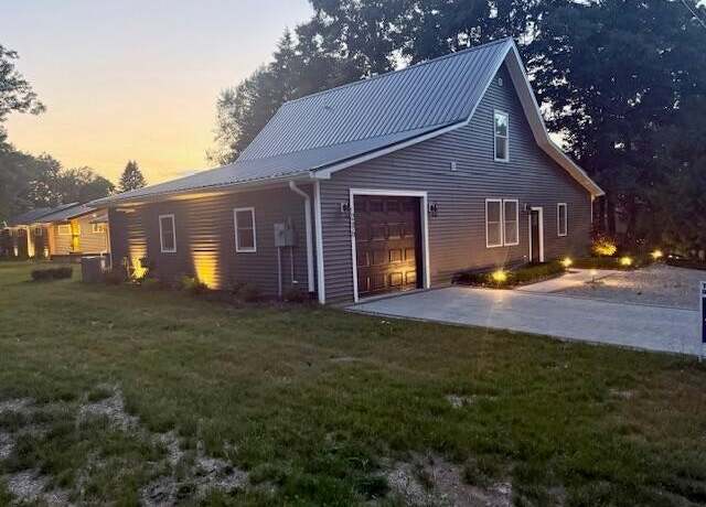 Property at 206 Joliet Ave, Roscommon Township, MI 48629, 3 beds, 2 baths