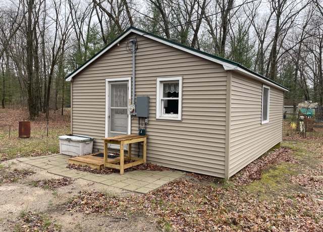 Property at 17127 Cheyne Dr, Wellston, MI 49689, 1 bed, 1 bath