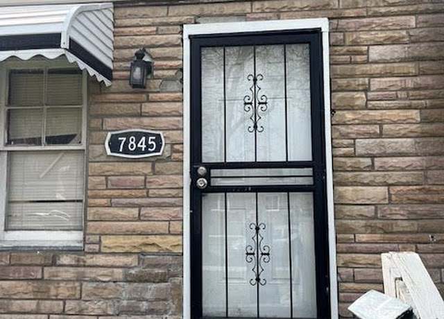 Property at 7845 Faust Ave, Detroit, MI 48228, 3 beds, 1 bath