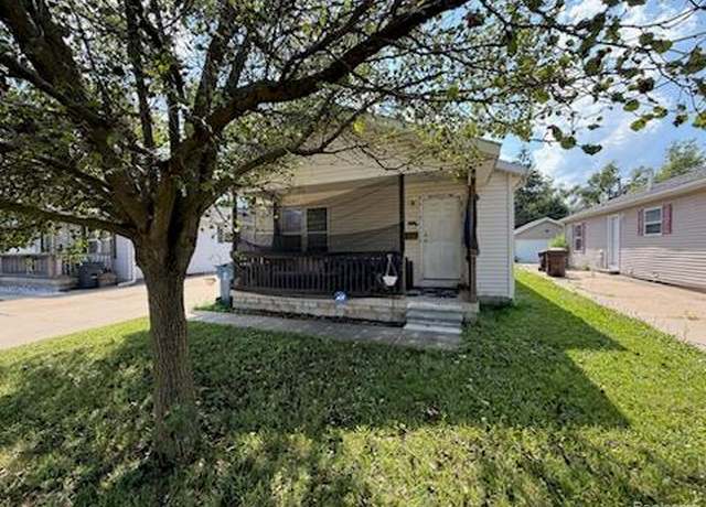 Property at 4052 Howe Rd, Wayne, MI 48184, 3 beds, 2 baths