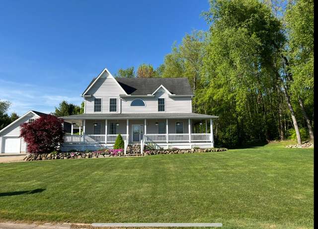 Property at 2046 W Coachlight Dr, Jackson, MI 49201, 4 beds, 4.5 baths
