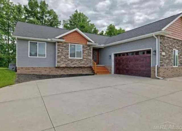 Property at 679 Pheasant Ridge Dr, Ortonville, MI 48462, 3 beds, 2.5 baths