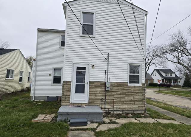 Property at 13996 Hobart Ave, Warren, MI 48089, 3 beds, 2 baths