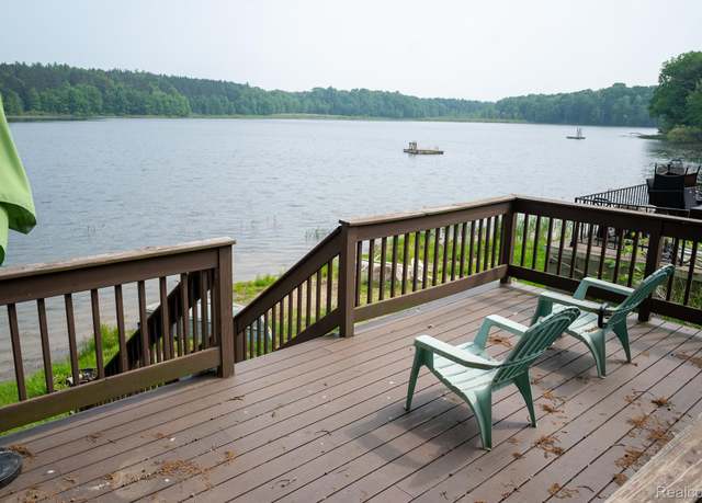 Property at 3236 Shady Oak Dr, Columbiaville, MI 48421, 1 bed, 1 bath