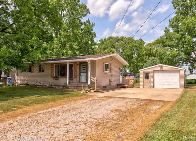 Property at 4912 Hepburn Rd, Saginaw, MI 48603, 2 beds, 1 bath