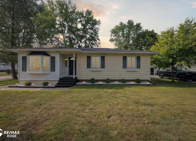 Property at 206 Thomas St, Holly Village, MI 48442, 3 beds, 2 baths
