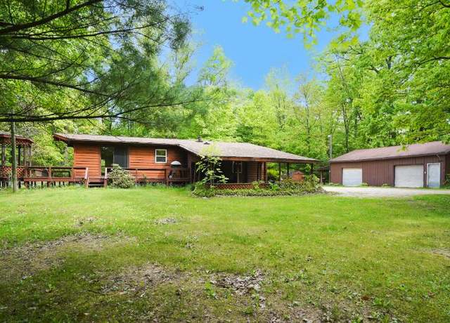 Property at 105 W 48th St, Newaygo, MI 49337, 2 beds, 2 baths