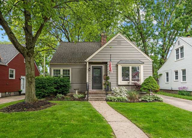 Property at 1017 N Connecticut Ave, Royal Oak, MI 48067, 3 beds, 2 baths