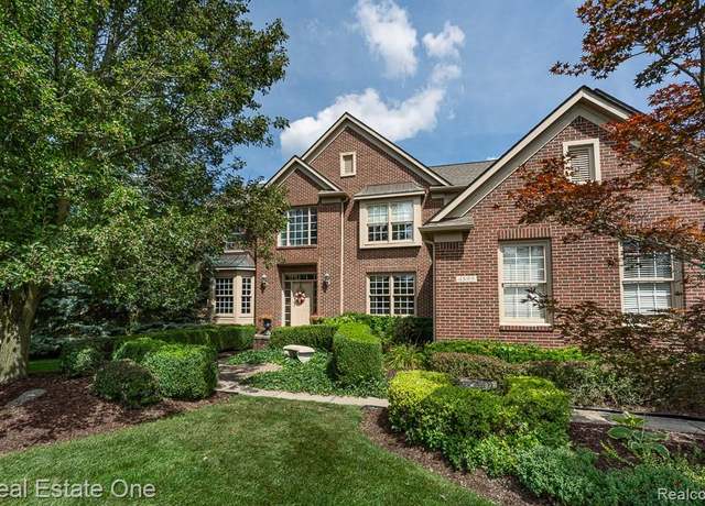 Property at 4595 Dunbar Ct, Oakland Charter Township, MI 48306, 4 beds, 2.5 baths