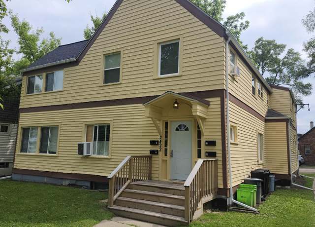 Property at 2422 South Blvd, Port Huron, MI 48060, 6 beds, 4 baths