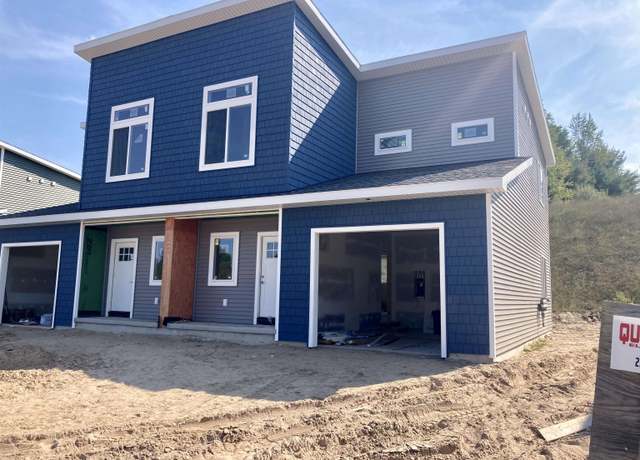 Property at 9292 S Flaska Dr, Cedar, MI 49621, 2 beds, 2.5 baths