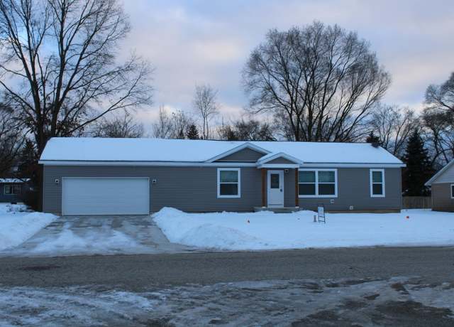 Property at 1949 Summerset Dr, Muskegon, MI 49442, 3 beds, 2 baths