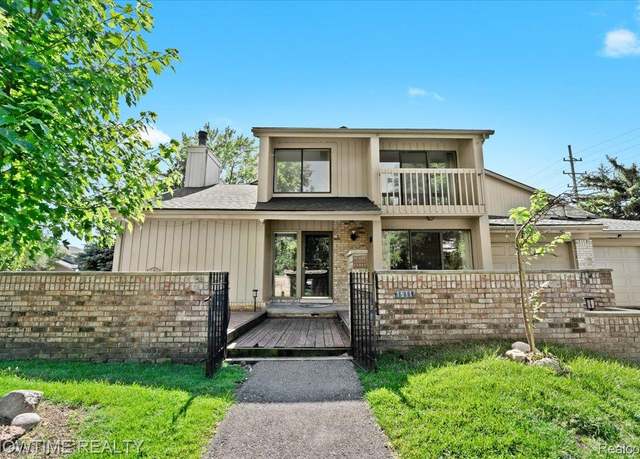 Property at 1511 S Hill Blvd, Bloomfield Hills, MI 48304, 2 beds, 2 baths