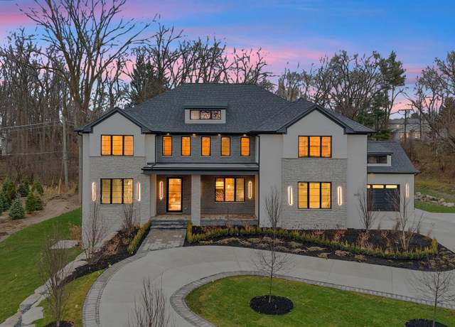 Property at 4627 Cimarron Dr, Bloomfield Hills, MI 48302, 6 beds, 6.5 baths