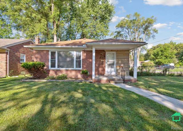 Property at 23161 Gardner St, Oak Park, MI 48237, 4 beds, 2 baths