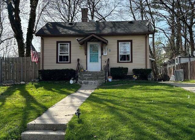 Property at 313 N Red Bud Trl, Buchanan, MI 49107, 2 beds, 1 bath