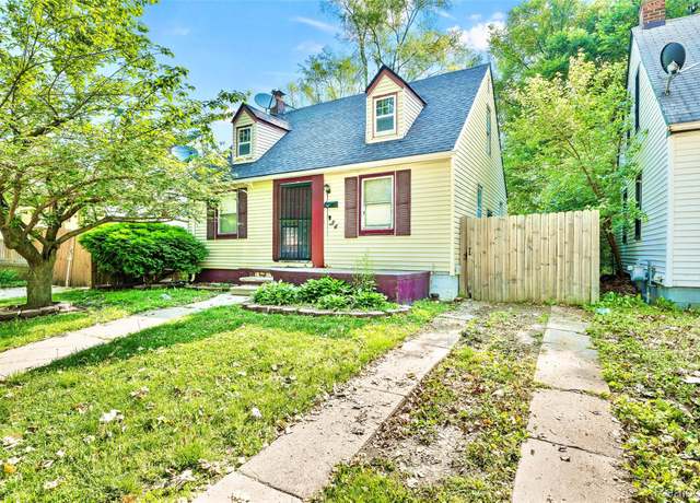Property at 7784 Mettetal St, Detroit, MI 48228, 3 beds, 1 bath