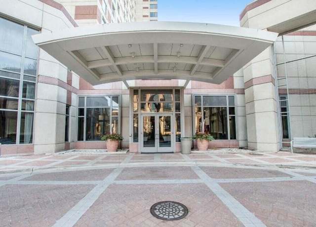 Property at 79 Campau Cir NW #2108, Grand Rapids, MI 49503, 1 bed, 2 baths