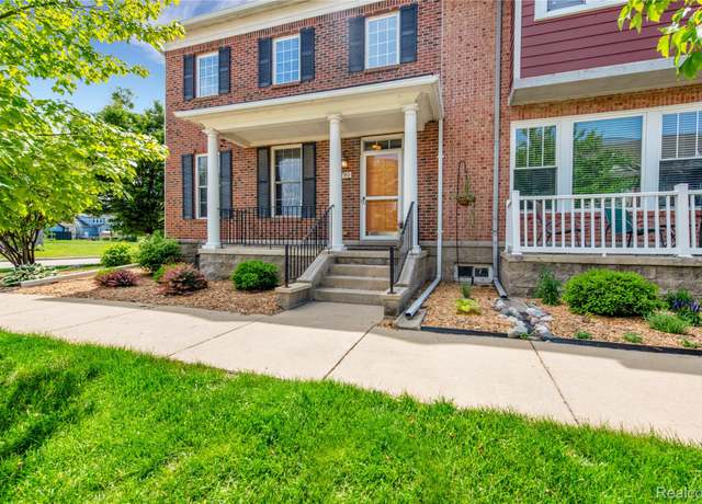 Property at 790 2nd St, Wyandotte, MI 48192, 3 beds, 4.5 baths