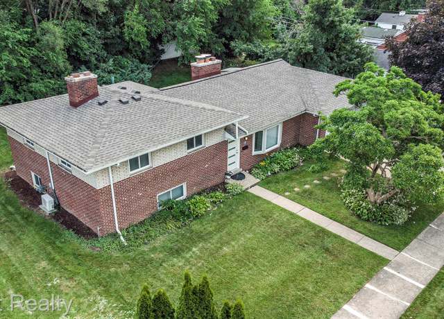Property at 181 S Josephine Ave, Pontiac, MI 48341, 3 beds, 2 baths