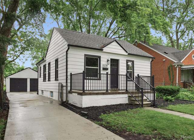 Property at 1579 Jewell St, Ferndale, MI 48220, 2 beds, 1 bath