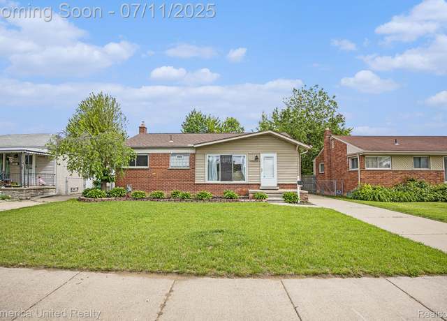 Property at 28640 Florence St, Garden City, MI 48135, 3 beds, 2 baths