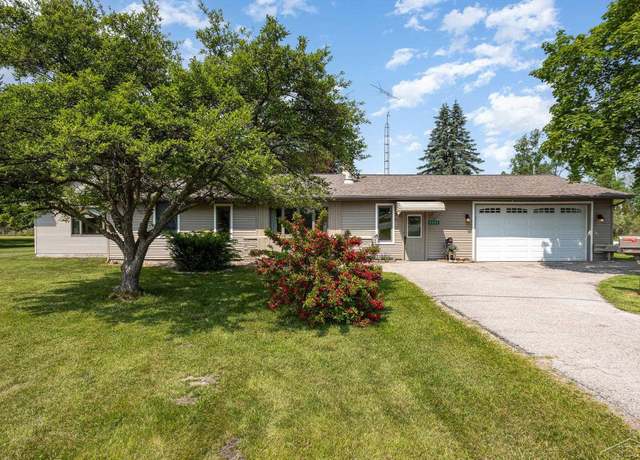 Property at 4506 M-18 Rd, Beaverton, MI 48612, 2 beds, 1 bath