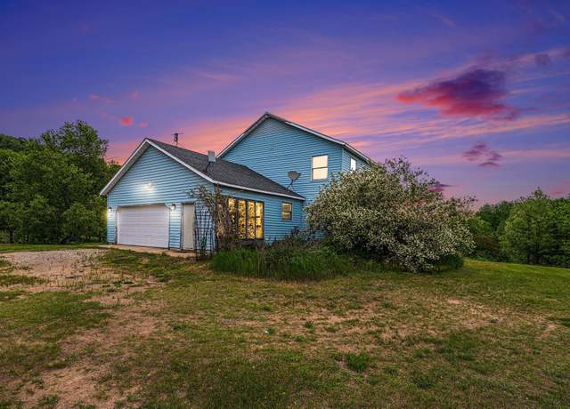 Property at 1211 S 13 Rd, Harrietta, MI 49638, 4 beds, 3.5 baths