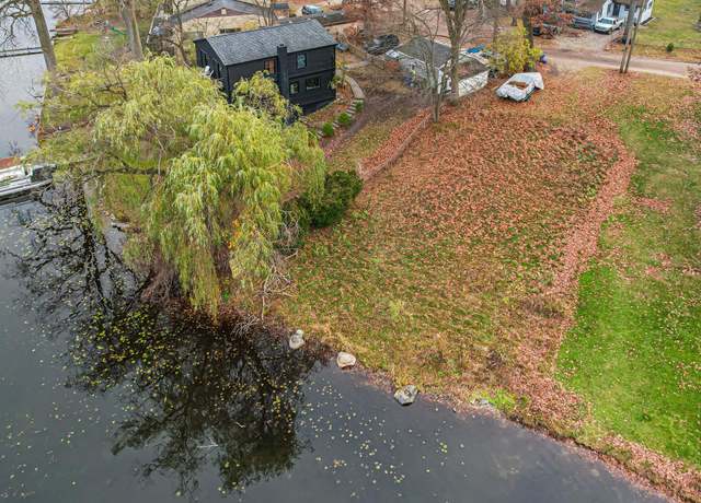 Property at 1225 Grove Point Dr, White Lake Charter Township, MI 48386