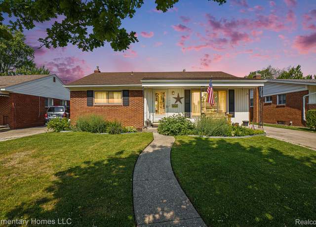Property at 28835 Joan St, St Clair Shores, MI 48081, 3 beds, 2 baths